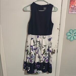 Women's Size 2 Vince Camuto Dress WITH POCKETS